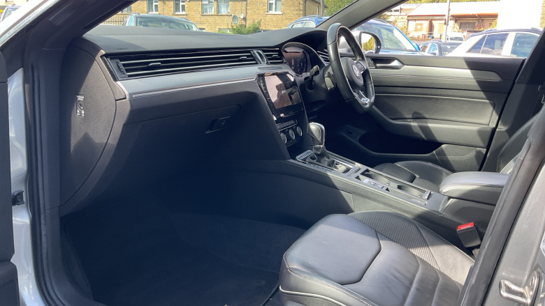 Volkswagen Arteon 2.0 TDI SCR 190 R-Line 5dr 4MOTION DSG Diesel Hatchback